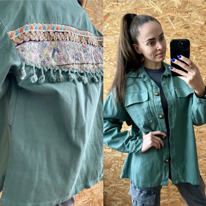 Riflovka s detailom na chrbte